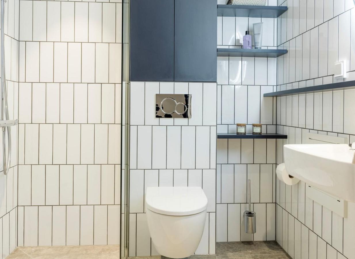 Unity Malmoe - A Studio Hotel Bagian luar foto